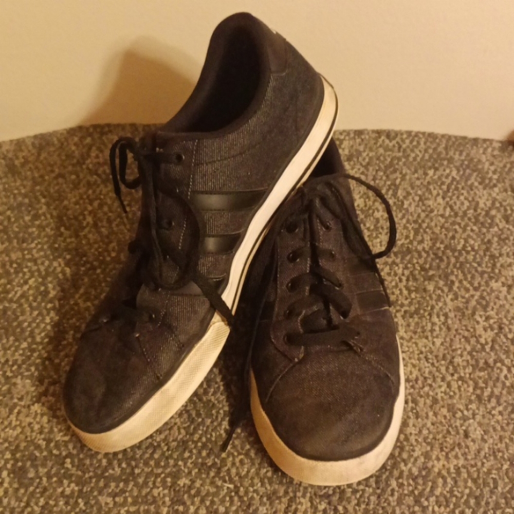 Adidas black canvas low top men's sneakers size 12